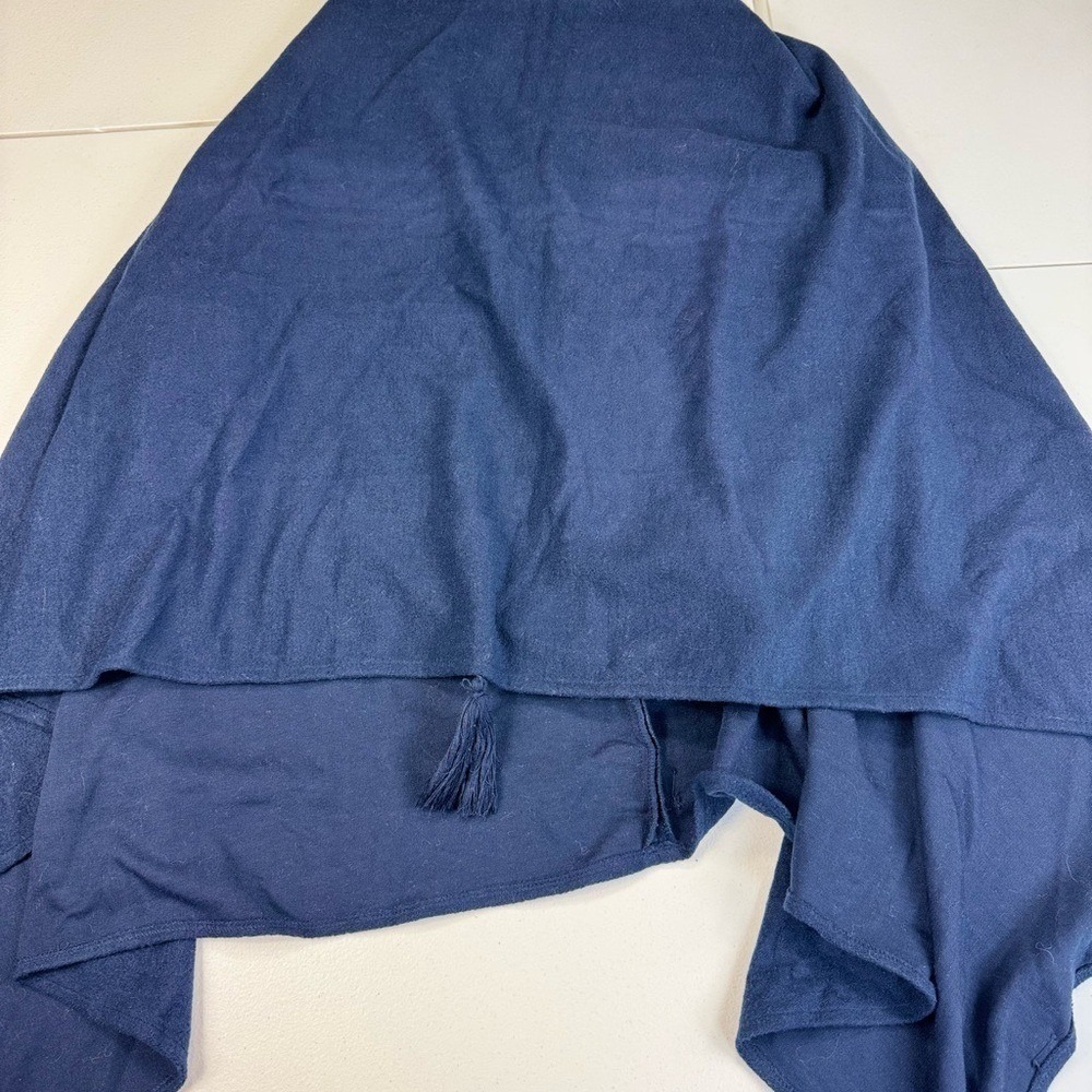 Crosstree Lane Navy Blue Cotton Knit Button Front Tassel Poncho Wrap One size - Picture 11 of 11